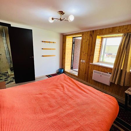 Guest House Kagan Toktogul ภายนอก รูปภาพ