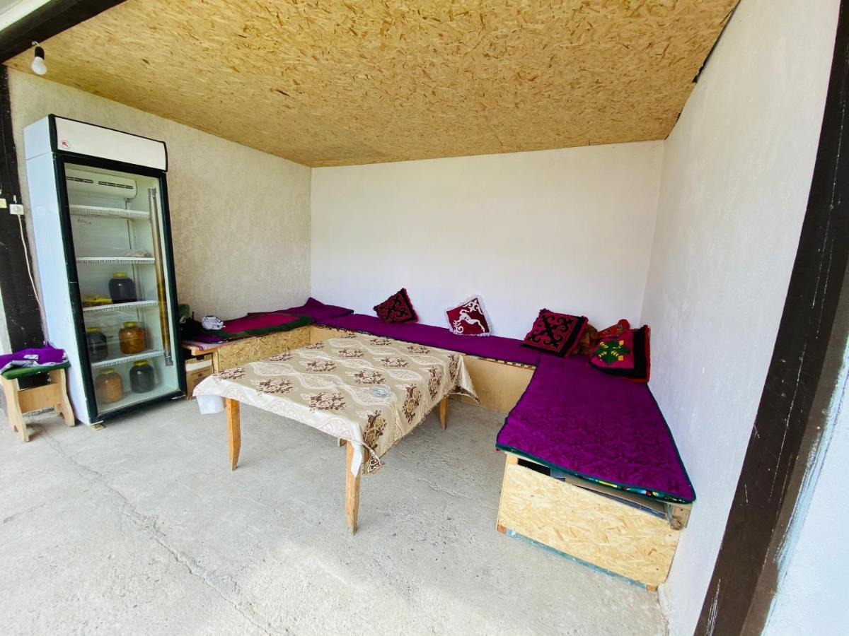 Guest House Kagan Toktogul ภายนอก รูปภาพ