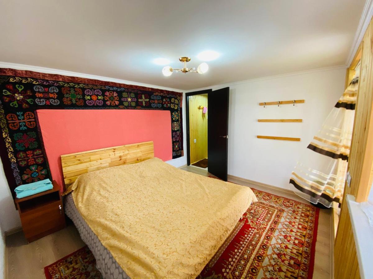 Guest House Kagan Toktogul ภายนอก รูปภาพ