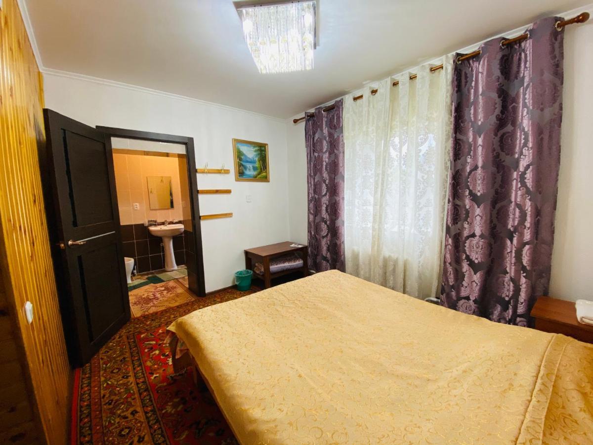 Guest House Kagan Toktogul ภายนอก รูปภาพ