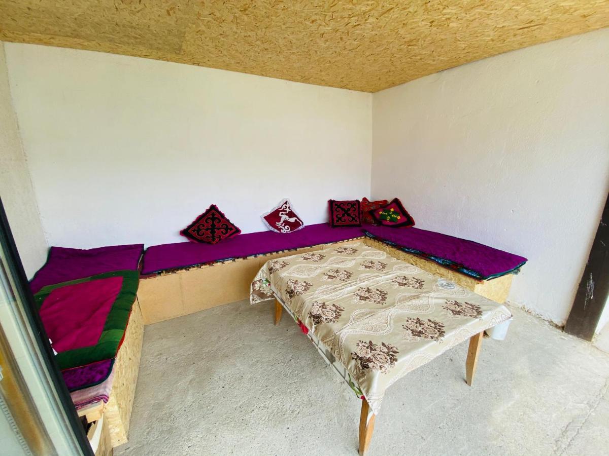 Guest House Kagan Toktogul ภายนอก รูปภาพ