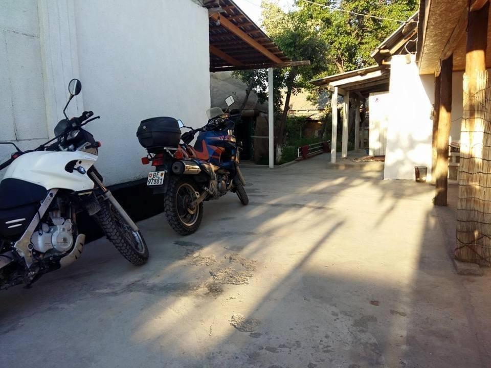 Guest House Kagan Toktogul ภายนอก รูปภาพ