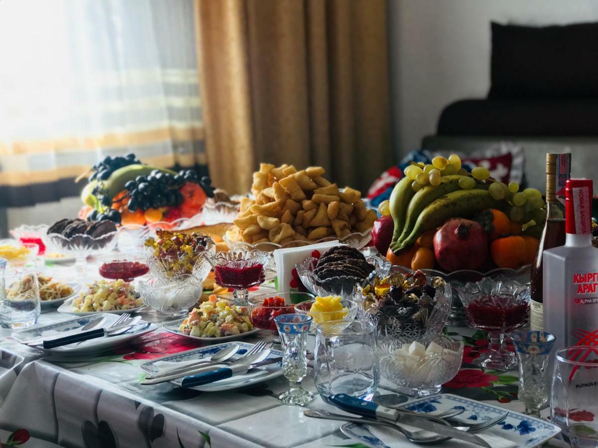 Guest House Kagan Toktogul ภายนอก รูปภาพ