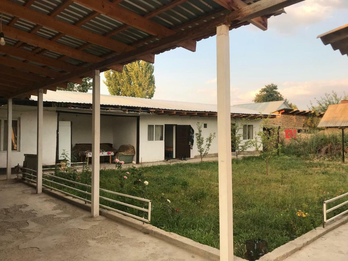 Guest House Kagan Toktogul ภายนอก รูปภาพ