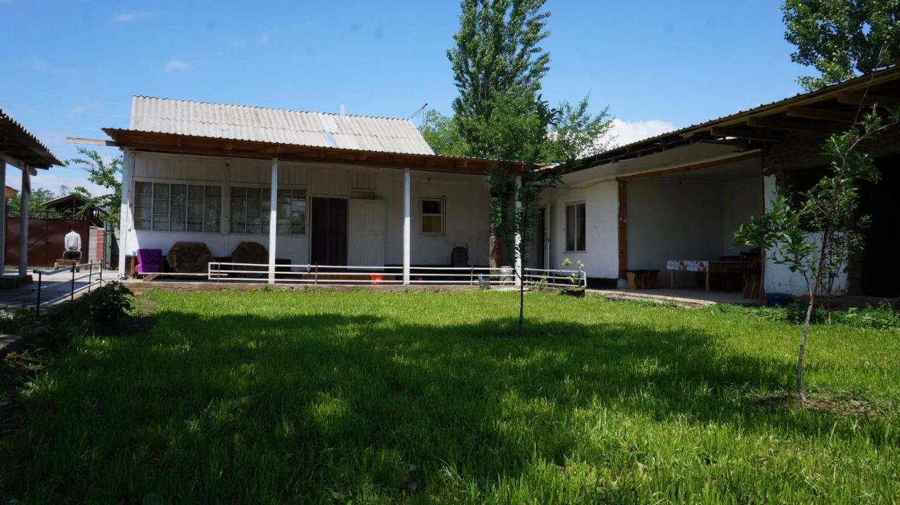 Guest House Kagan Toktogul ภายนอก รูปภาพ